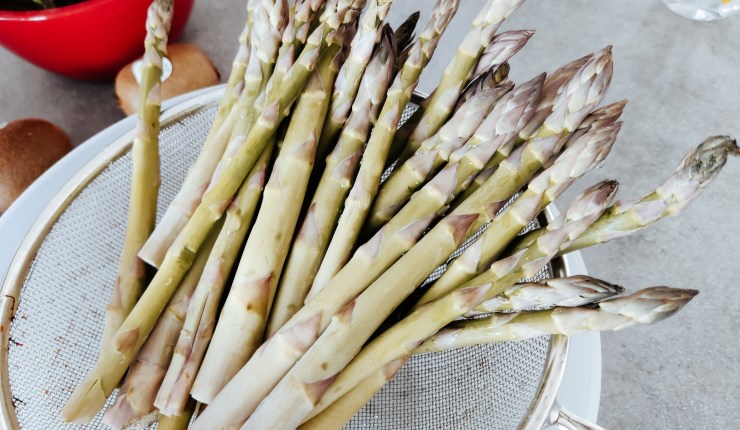 Como preparar aspargos: típico da primavera na&nbsp;Europa.