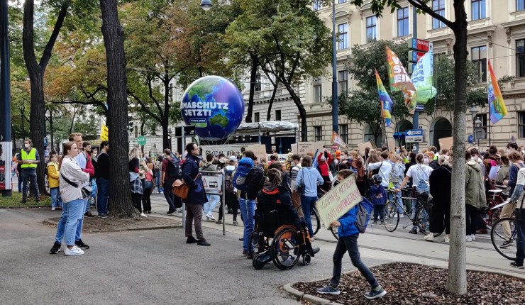 Manifestação “Fridays for Future” em Viena:&nbsp;Reflexão